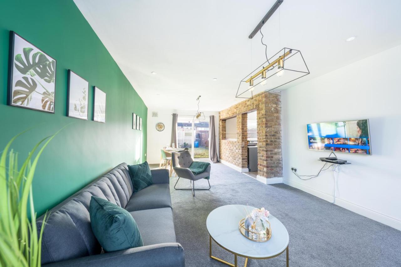 Contractor Accommodation Near Heathrow, Windsor Minutes From M4 Slough Ngoại thất bức ảnh