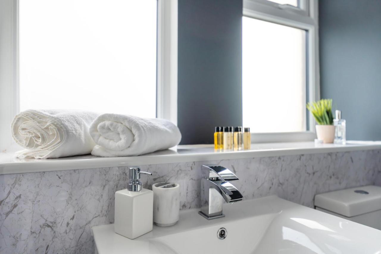 Contractor Accommodation Near Heathrow, Windsor Minutes From M4 Slough Ngoại thất bức ảnh