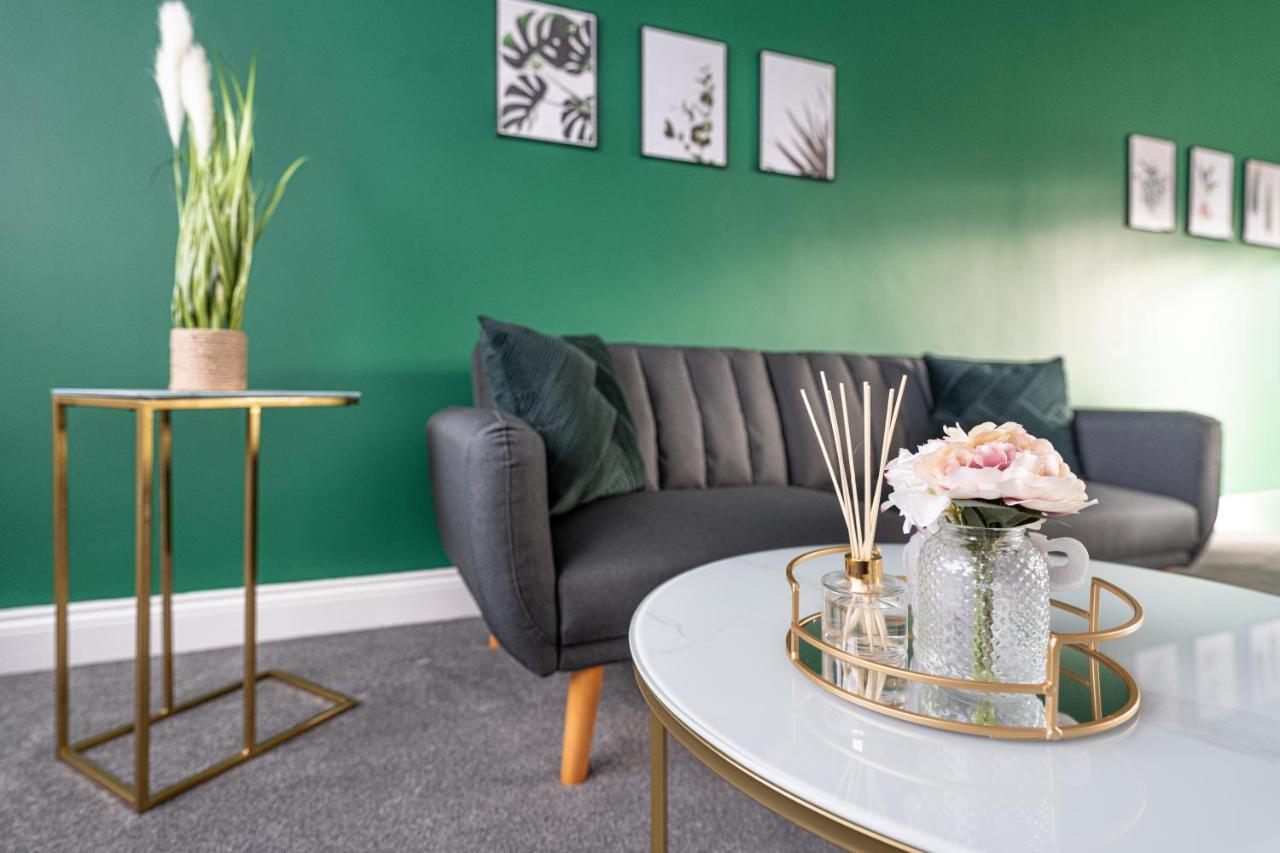 Contractor Accommodation Near Heathrow, Windsor Minutes From M4 Slough Ngoại thất bức ảnh